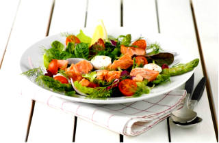 Отдайте предпочтение отварным овощам и рыбе Питание при мочекаменной