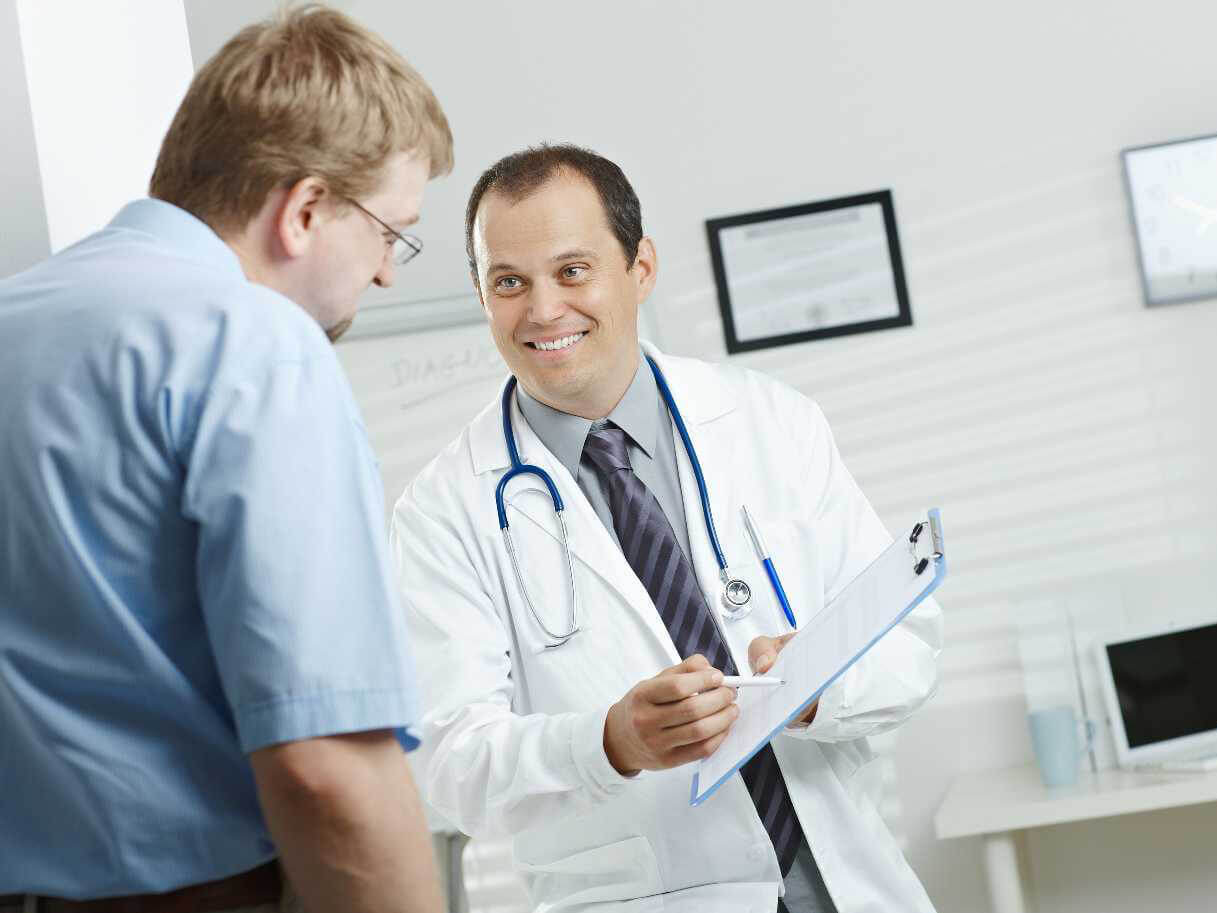 Урология болит правое яичко